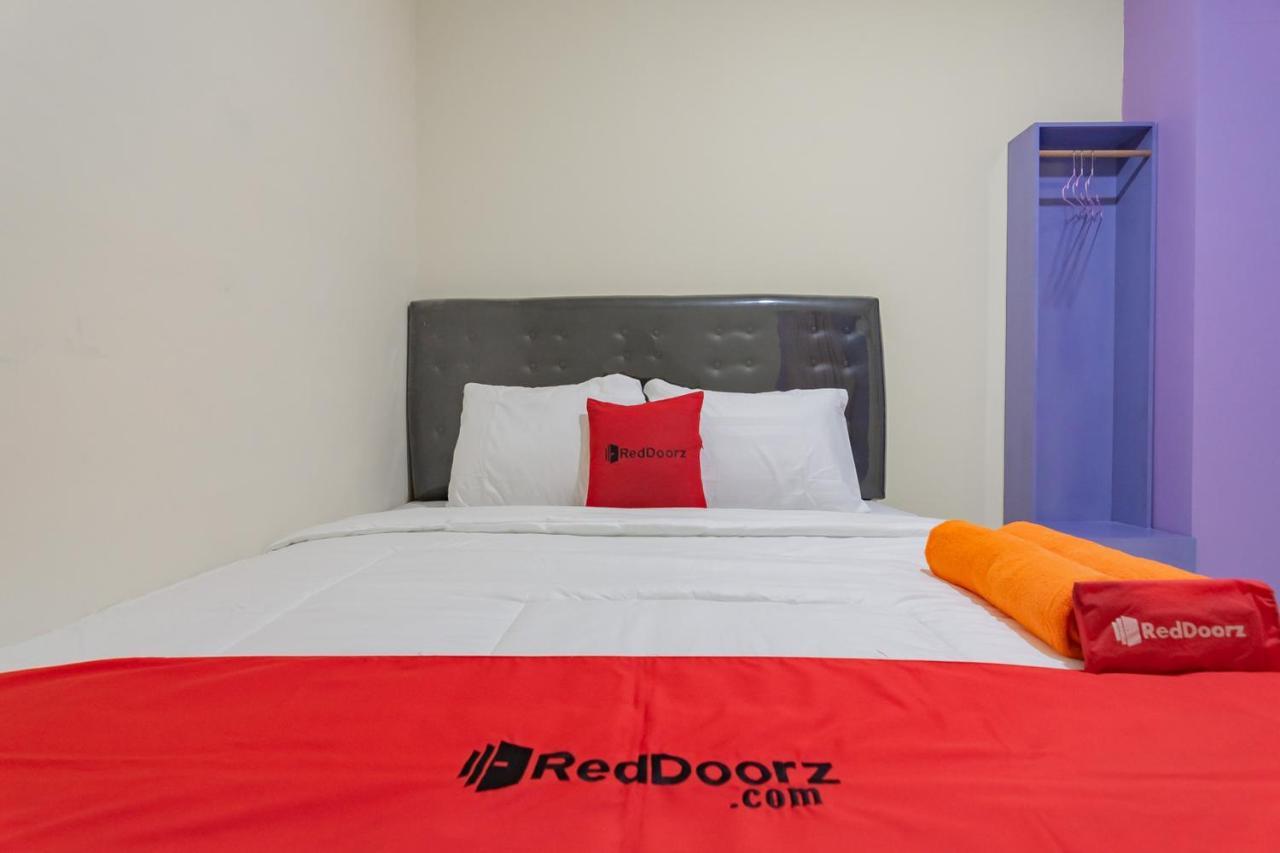 Reddoorz Near Trans Studio Bandung 3 Exteriér fotografie